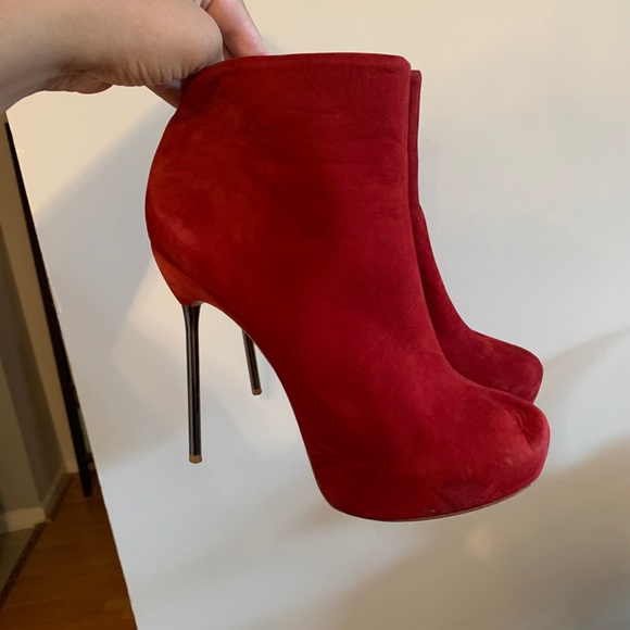 ALDO Red Suede Pinheel Ankle Booties - Picture 2 of 5